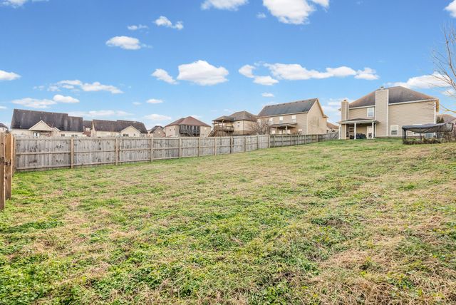 3385 Wiser Dr, Clarksville, TN 37042