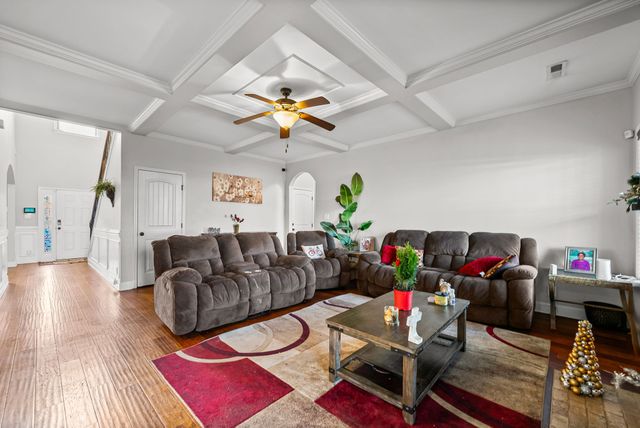 3385 Wiser Dr, Clarksville, TN 37042