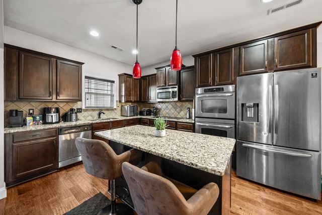 3385 Wiser Dr, Clarksville, TN 37042