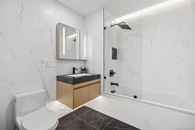 168 E 111th Street 8D, New York (manhattan), NY 10029