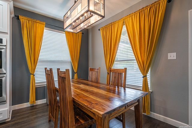 206 OLYMPIC DR, Cibolo, TX 78108