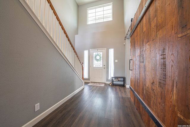 206 OLYMPIC DR, Cibolo, TX 78108