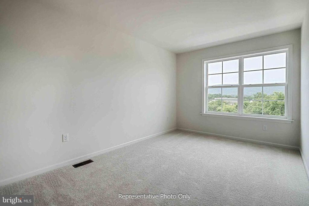 Image 25 of property listing at 170 MARISSA CT, Newmanstown, PA 17073