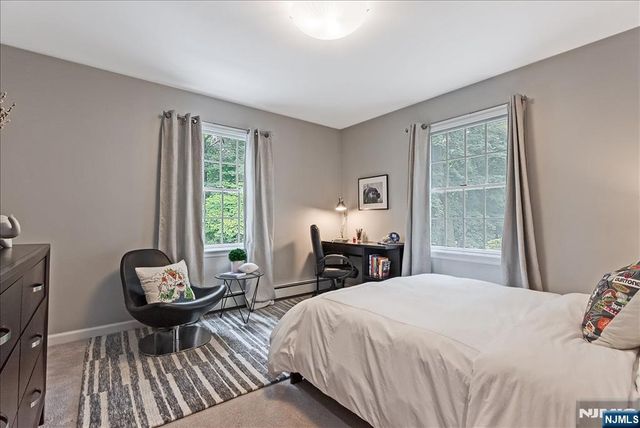 22 Sterling Place, Glen Rock, NJ 07452