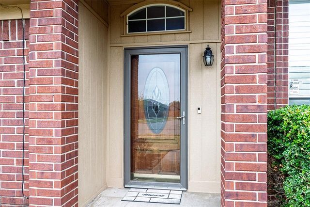 2300 SW 138th Street, Oklahoma City, OK 73170