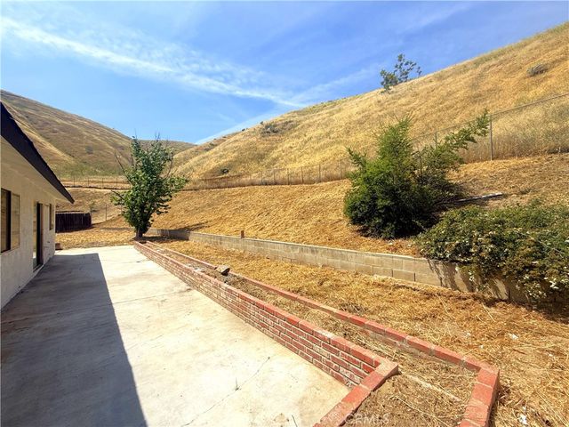 4328 Whitney Drive, San Bernardino, CA 92407