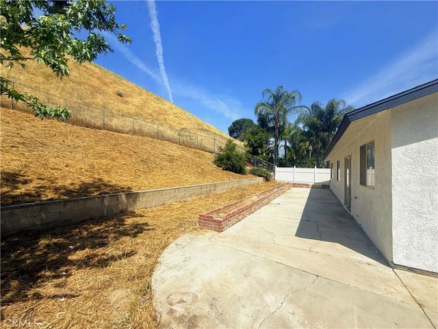 4328 Whitney Drive, San Bernardino, CA 92407