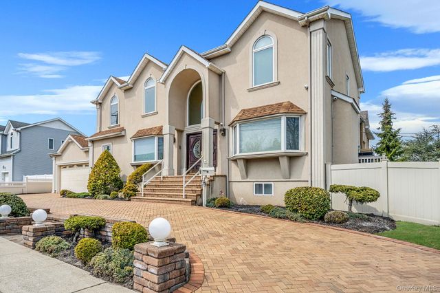 1218 Centre Street, Hewlett, NY 11557