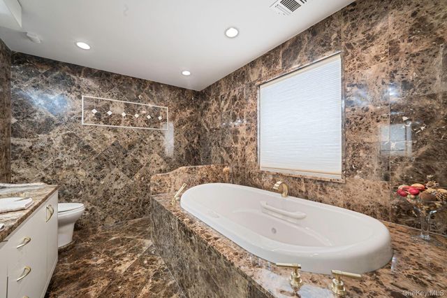 1218 Centre Street, Hewlett, NY 11557