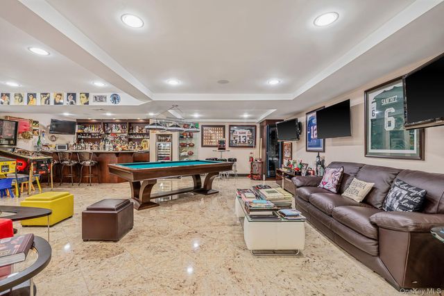 1218 Centre Street, Hewlett, NY 11557