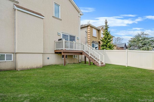 1218 Centre Street, Hewlett, NY 11557