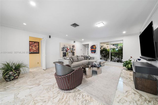 4301 Sanders Street, Hollywood, FL 33021