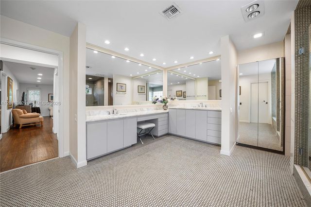 4301 Sanders Street, Hollywood, FL 33021