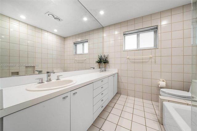 4301 Sanders Street, Hollywood, FL 33021