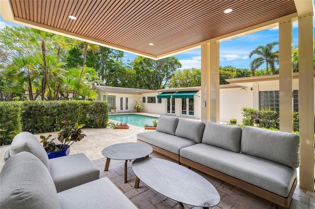 4301 Sanders Street, Hollywood, FL 33021
