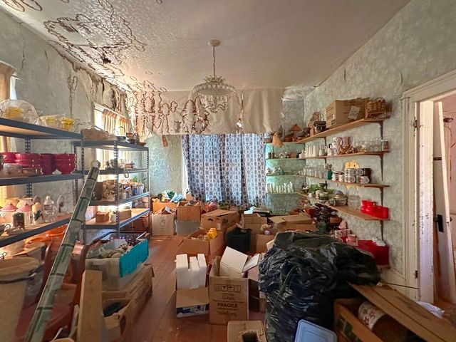 208 S Magnolia Street, Palestine, TX 75801