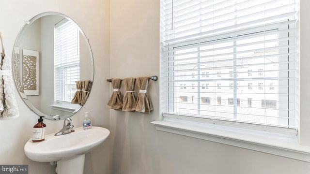 243 MACOUN WAY, Glassborough, NJ 08028