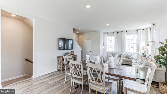 243 MACOUN WAY, Glassborough, NJ 08028