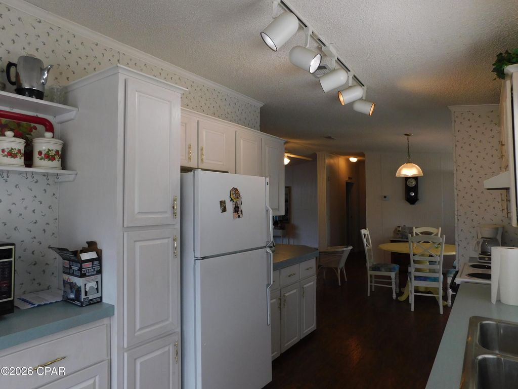 Image 10 of property listing at 606 Malaga Place, Panama City Beach, FL 32413