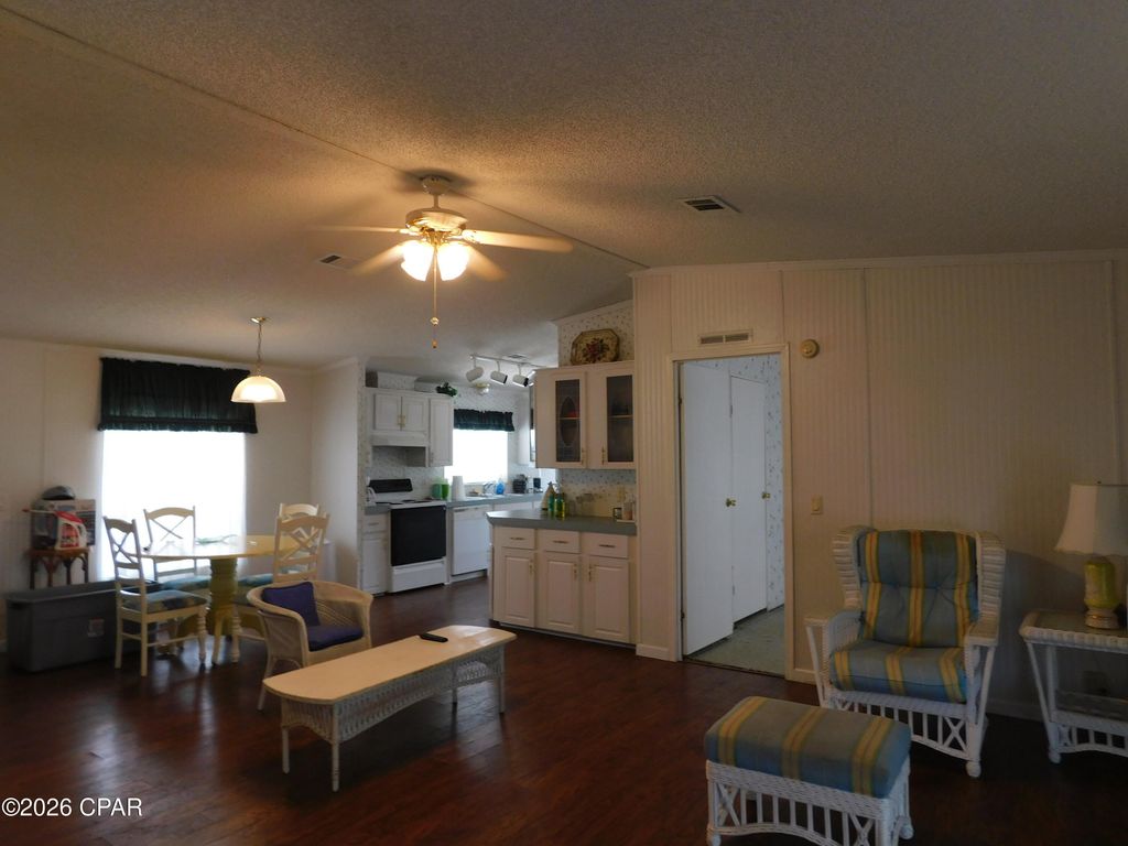 Image 19 of property listing at 606 Malaga Place, Panama City Beach, FL 32413