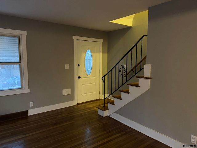 4218 Pinkney Street, Omaha, NE 68111