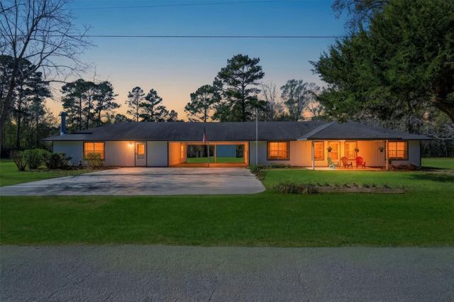 12782 Flowers Drive, Saratoga, TX 77585