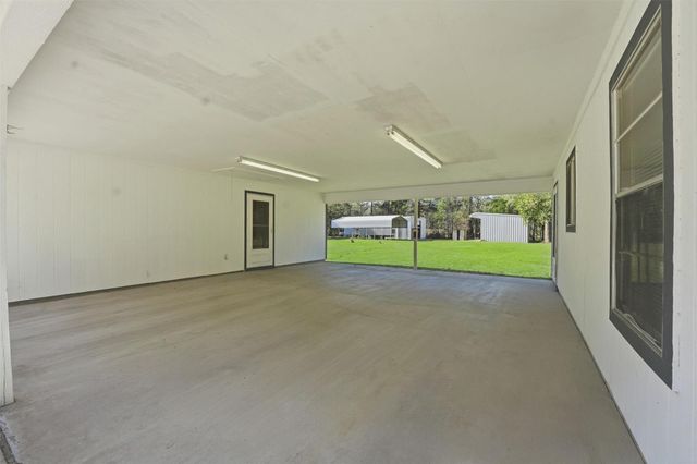 12782 Flowers Drive, Saratoga, TX 77585