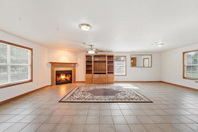 12782 Flowers Drive, Saratoga, TX 77585