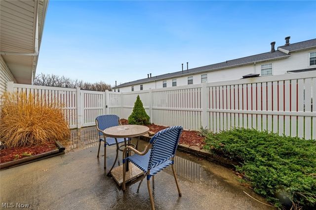 37608 Sturbridge Lane, Willoughby, OH 44094