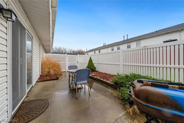 37608 Sturbridge Lane, Willoughby, OH 44094