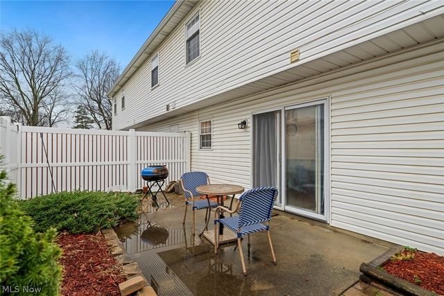 37608 Sturbridge Lane, Willoughby, OH 44094