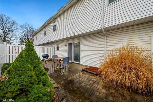 37608 Sturbridge Lane, Willoughby, OH 44094