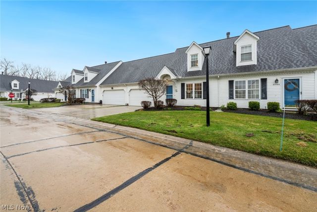 37608 Sturbridge Lane, Willoughby, OH 44094