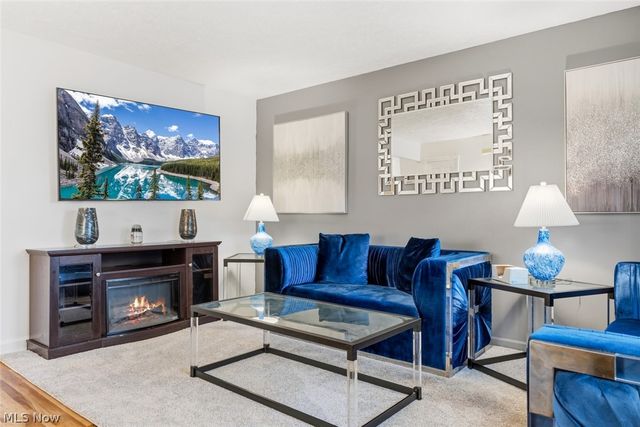 37608 Sturbridge Lane, Willoughby, OH 44094