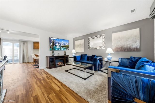 37608 Sturbridge Lane, Willoughby, OH 44094