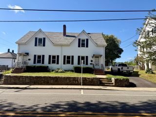 412 Court St 1, Plymouth, MA 02360