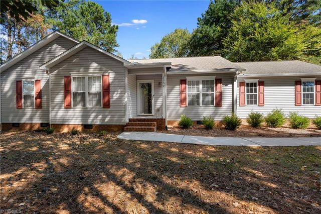3339 Kennedy Road, Thomasville, NC 27360