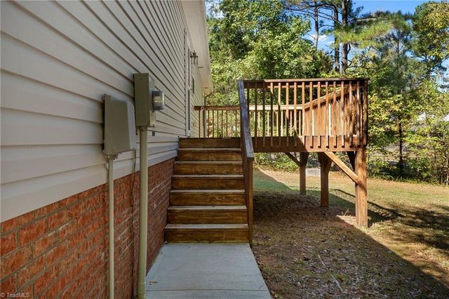 3339 Kennedy Road, Thomasville, NC 27360