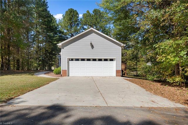 3339 Kennedy Road, Thomasville, NC 27360