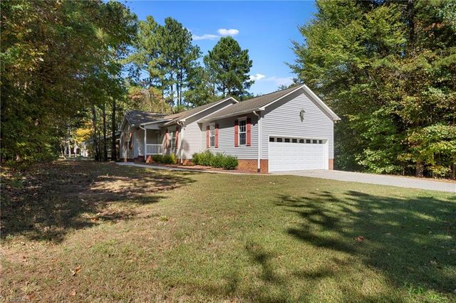 3339 Kennedy Road, Thomasville, NC 27360