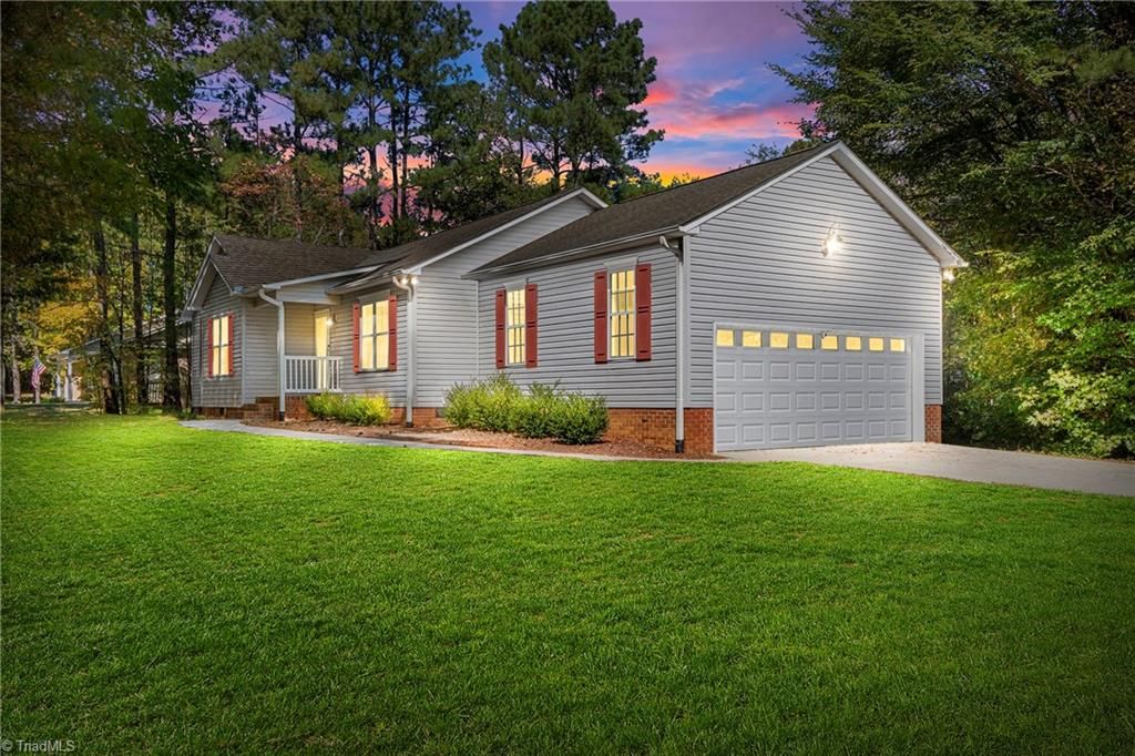 3339 Kennedy Road, Thomasville, NC 27360