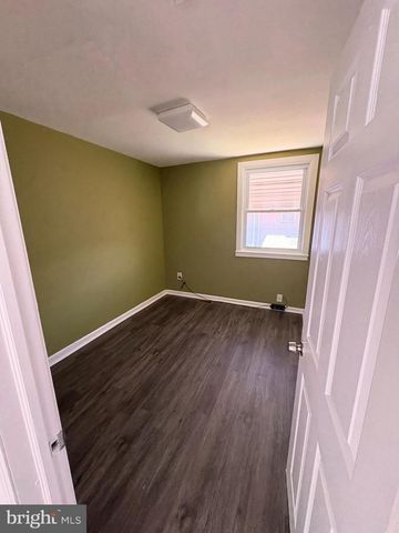 1402 COSGROVE ST, Marcus Hook, PA 19061