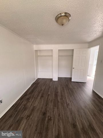 1402 COSGROVE ST, Marcus Hook, PA 19061