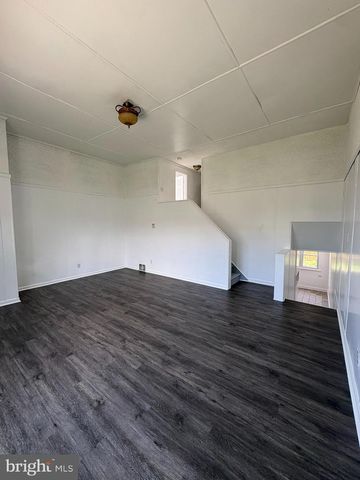 1402 COSGROVE ST, Marcus Hook, PA 19061