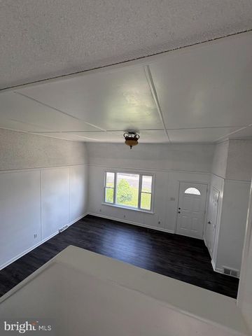 1402 COSGROVE ST, Marcus Hook, PA 19061