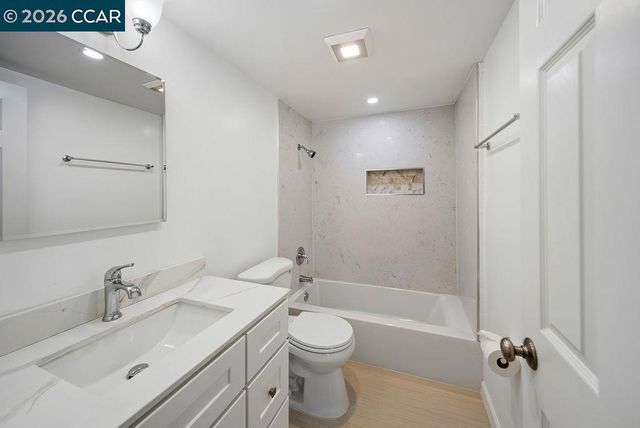 1737 Ravenwood Dr, Concord, CA 94520