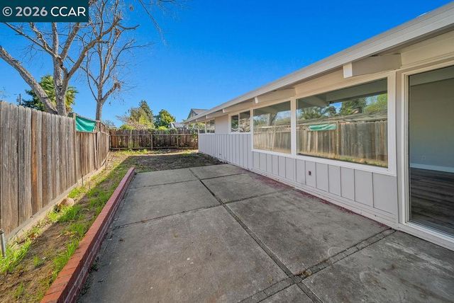 1737 Ravenwood Dr, Concord, CA 94520