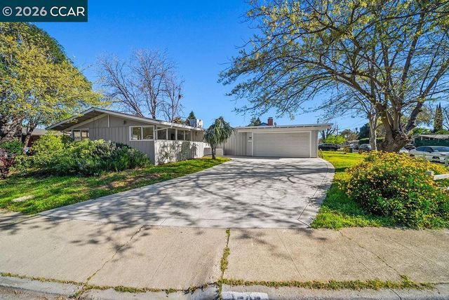 1737 Ravenwood Dr, Concord, CA 94520