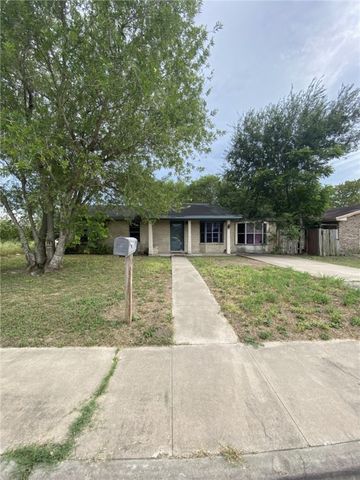1021 W Main St, Alice, TX 78332