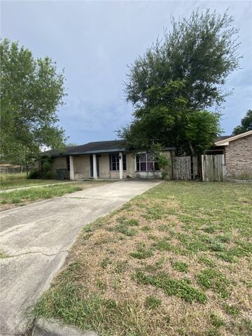 1021 W Main St, Alice, TX 78332